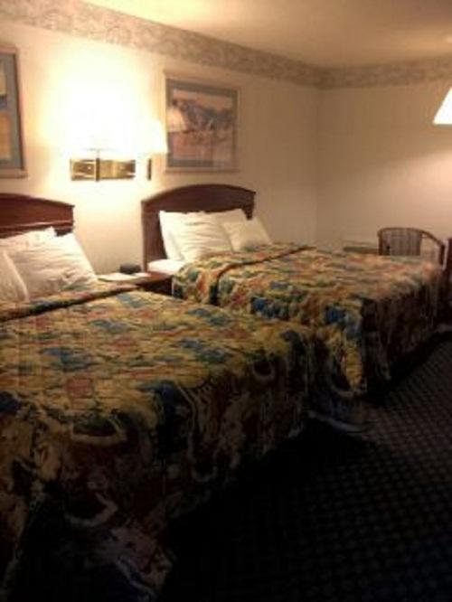Whitten Inn Van Horn Bilik gambar